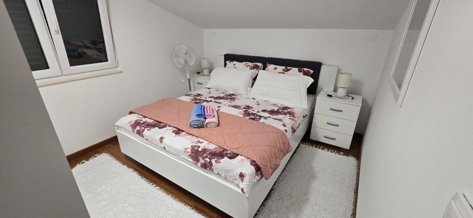 Apartman Grosic Brna Exterior foto